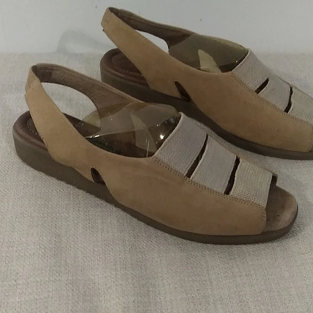 Easy Spirit strap sandals sz 8 - Picture 2 of 4